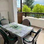 Jenny Apartment *
