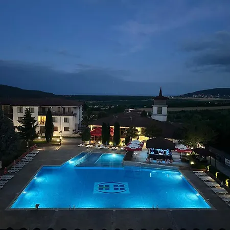 Jenny רוגאצ'בו